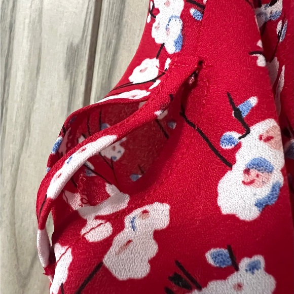 MAX STUDIO Red Wrap Blouse With Cherry Blossom Print SZ S - Picture 9 of 9